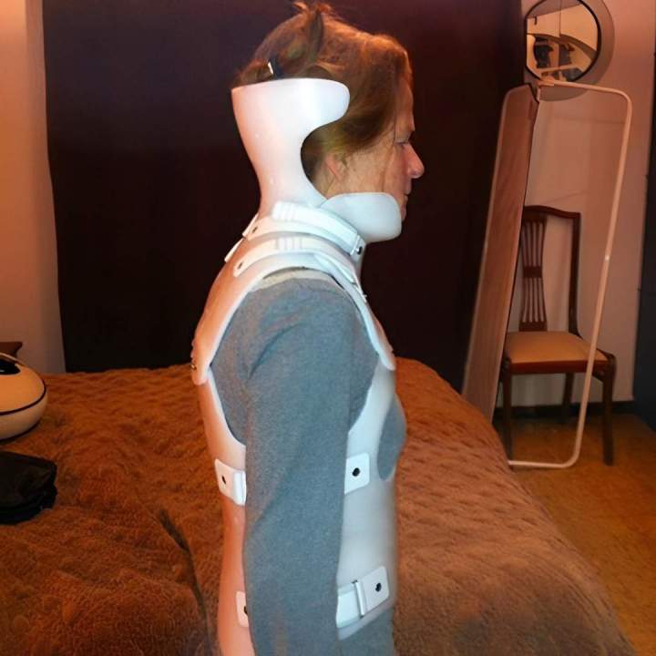 Nous sommes spécialisés dans la fabrication de corsets. 